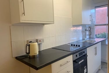 2 bed house, Bristol Road, Selly Park, Birmingham, B296AU - Image 3